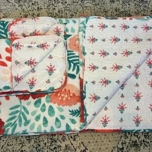 Lush Decor Floral Reversible Quilt with 2 Pillow Shams 88"x92" Double Queen